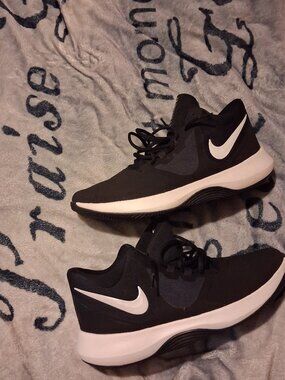 Men's Nike athletic shoes